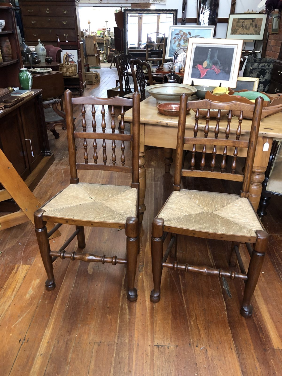 289. Pair of Oak Chairs